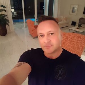 Meet your Posher, Scott